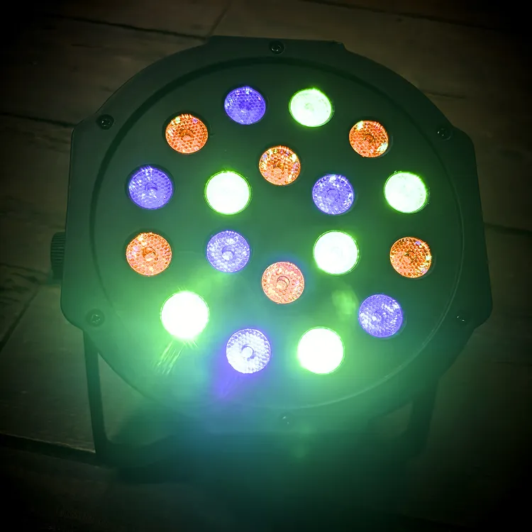 Pack 4 projecteurs LED 84 W